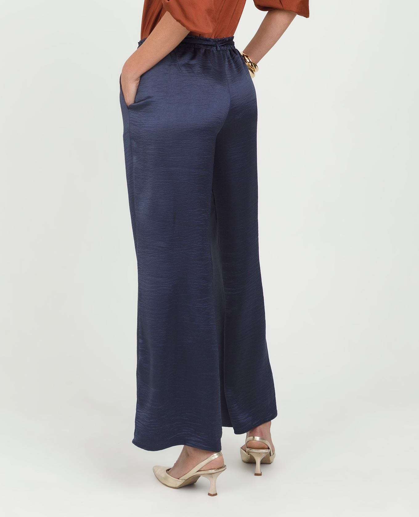 PANTALÓN SATINADO PARA MUJER CINTURÓN CON HEBILLA PRETINA CON ELÁSTICO Adrissa | Ropa para mujer Pantalones
