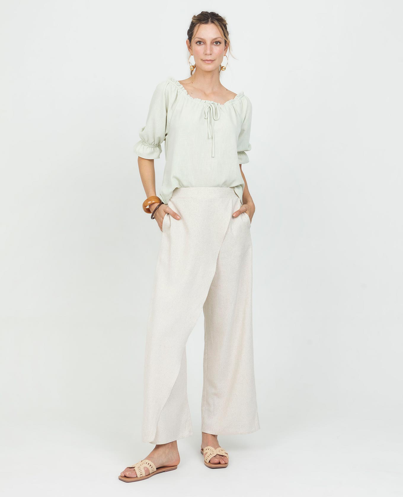 BLUSA ESCOTE BANDEJA PARA MUJER MANGA CORTA EN TELA CON EFECTO SEMILLA Adrissa