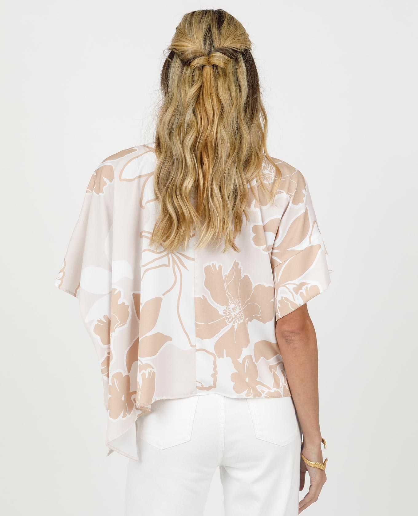 BLUSA ASIMÉTRICA PARA MUJER ESTAMPADO BICOLOR CON ESCOTE REDONDO Adrissa | Ropa para mujer Blusas