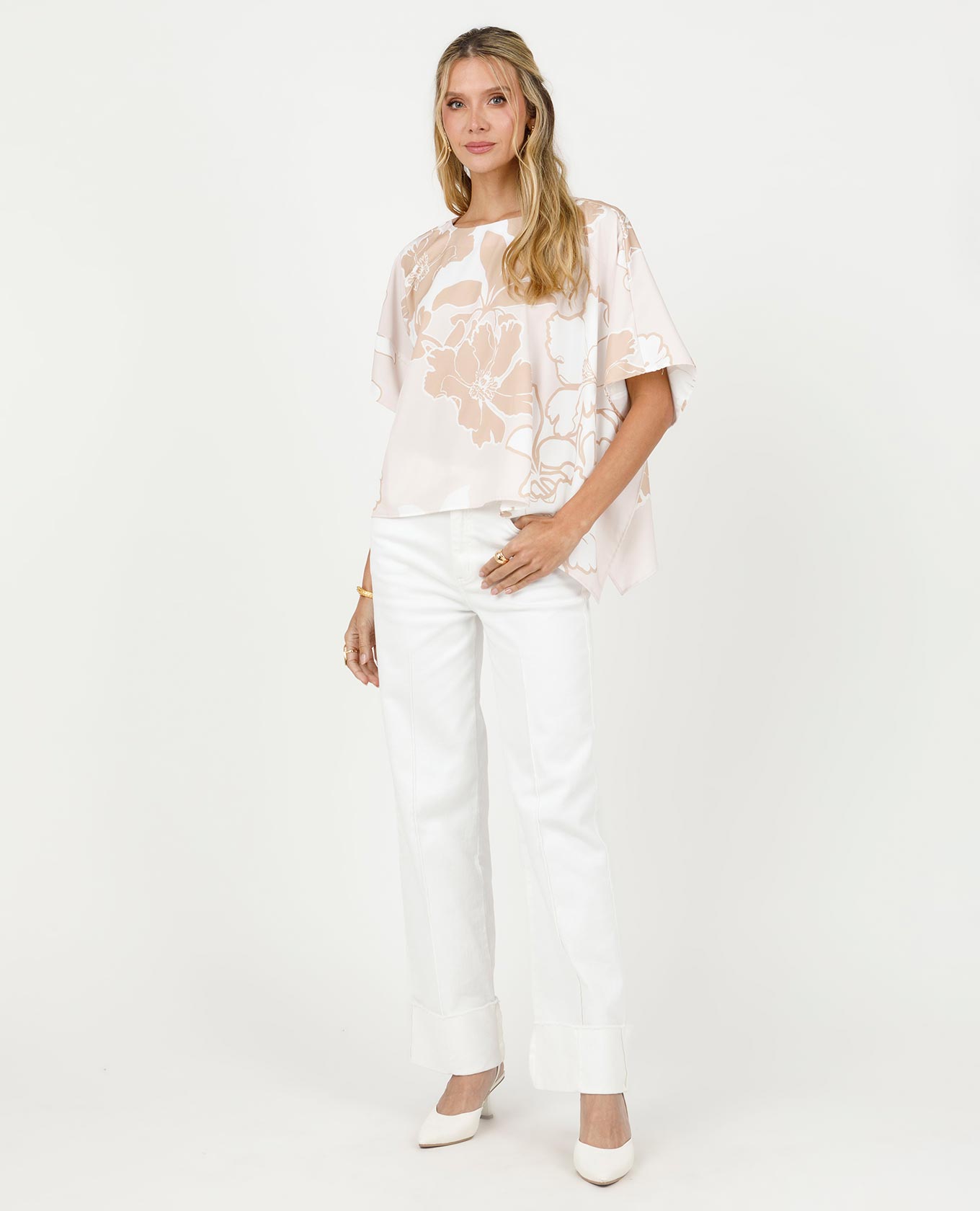 BLUSA ASIMÉTRICA PARA MUJER ESTAMPADO BICOLOR CON ESCOTE REDONDO Adrissa | Ropa para mujer Blusas