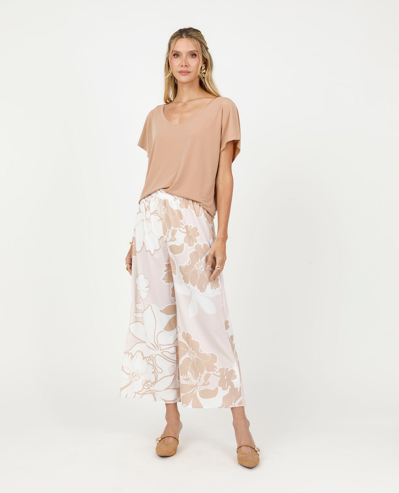 CAMISETA ESCOTE V PARA MUJER CON TOP INCLUIDO MANGA CORTA Adrissa | Ropa para mujer