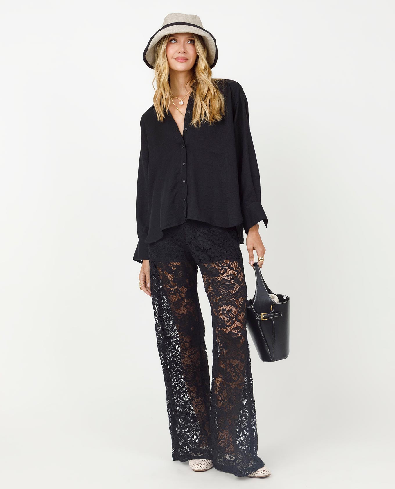 CAMISA NEGRA PARA MUJER MANGA LARGA CON PUNOS ANCHOS Adrissa | Ropa para mujer Blusas