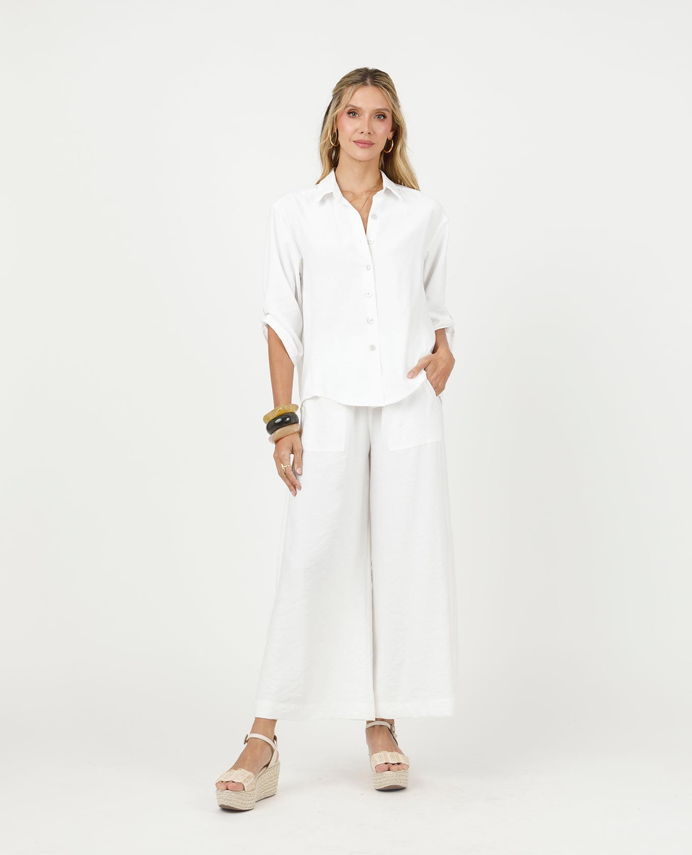 PANTALON WIDE LEG PARA MUJER PRETINA CON ELASTICO Y BOLSILLOS DE PARCHE Adrissa | Ropa para mujer Pantalones