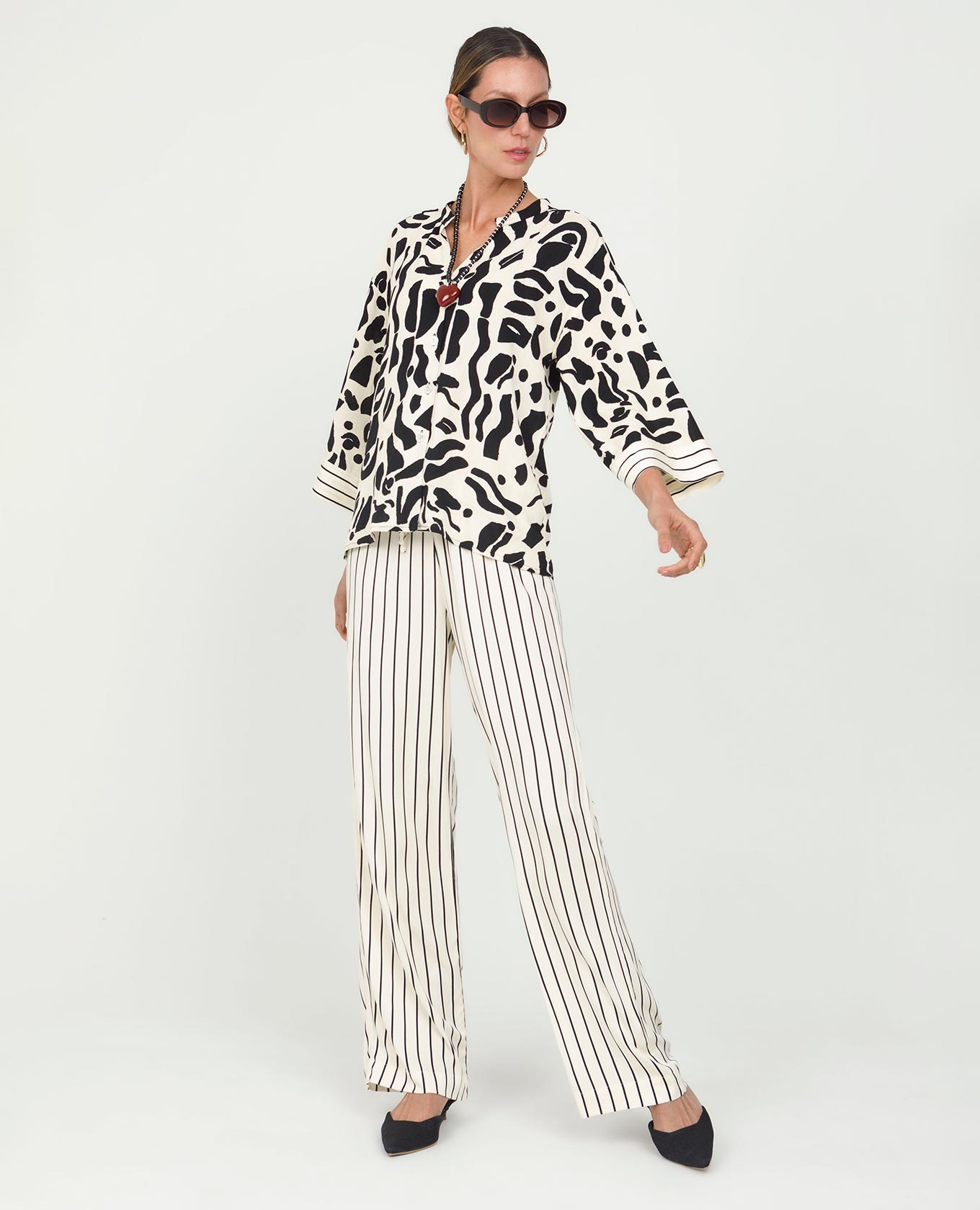 CAMISA MANGA 3/4 PARA MUJER MEZCLA DE ESTAMPACIÓN CUELLO NERU Adrissa | Ropa para mujer