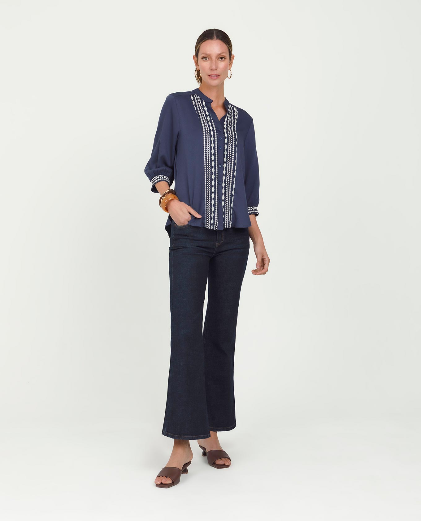 JEAN FLARE PARA MUJER TONO OSCURO PRETINA DELGADA CINCO BOLSILLOS Adrissa | Ropa para mujer Jeans