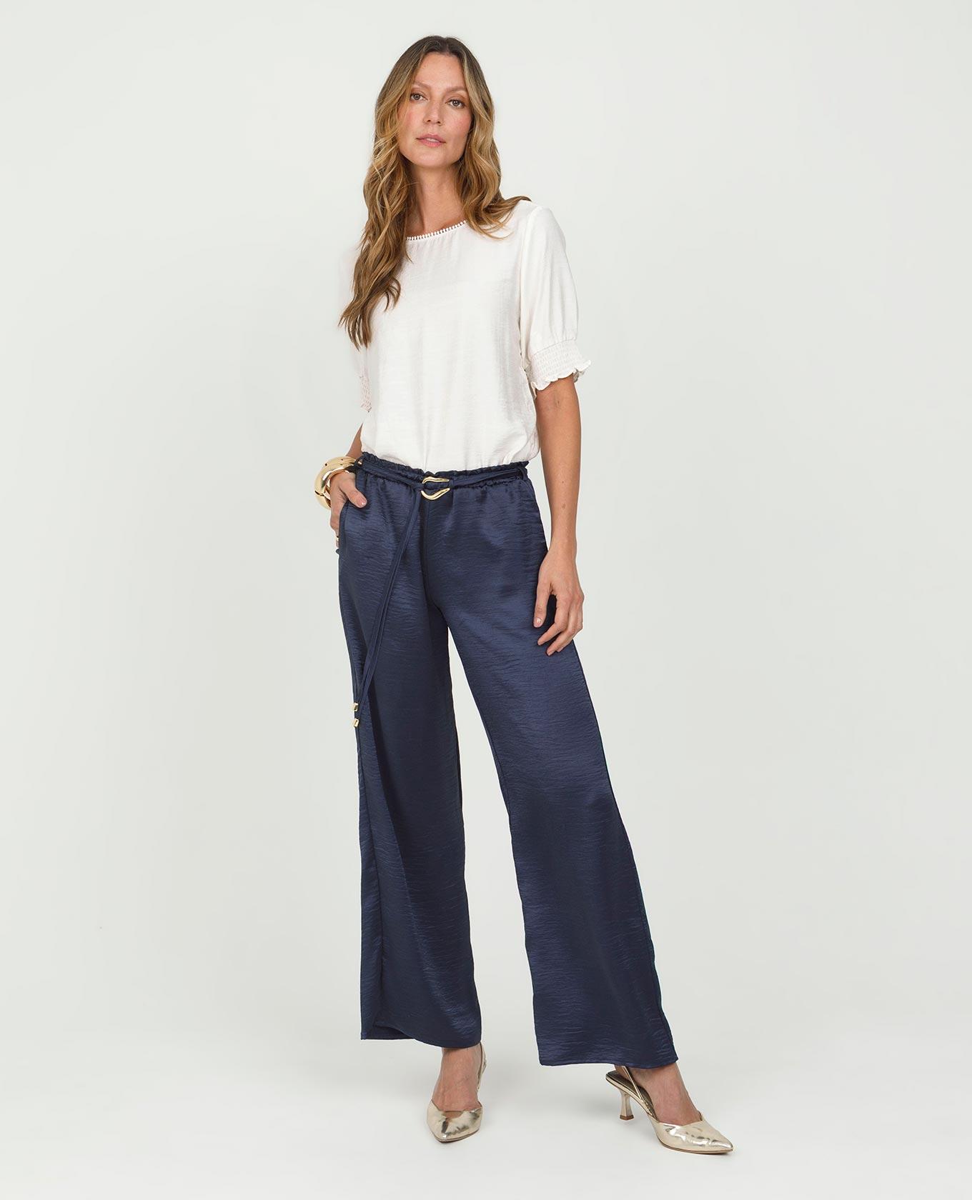 PANTALÓN SATINADO PARA MUJER CINTURÓN CON HEBILLA PRETINA CON ELÁSTICO Adrissa | Ropa para mujer Pantalones