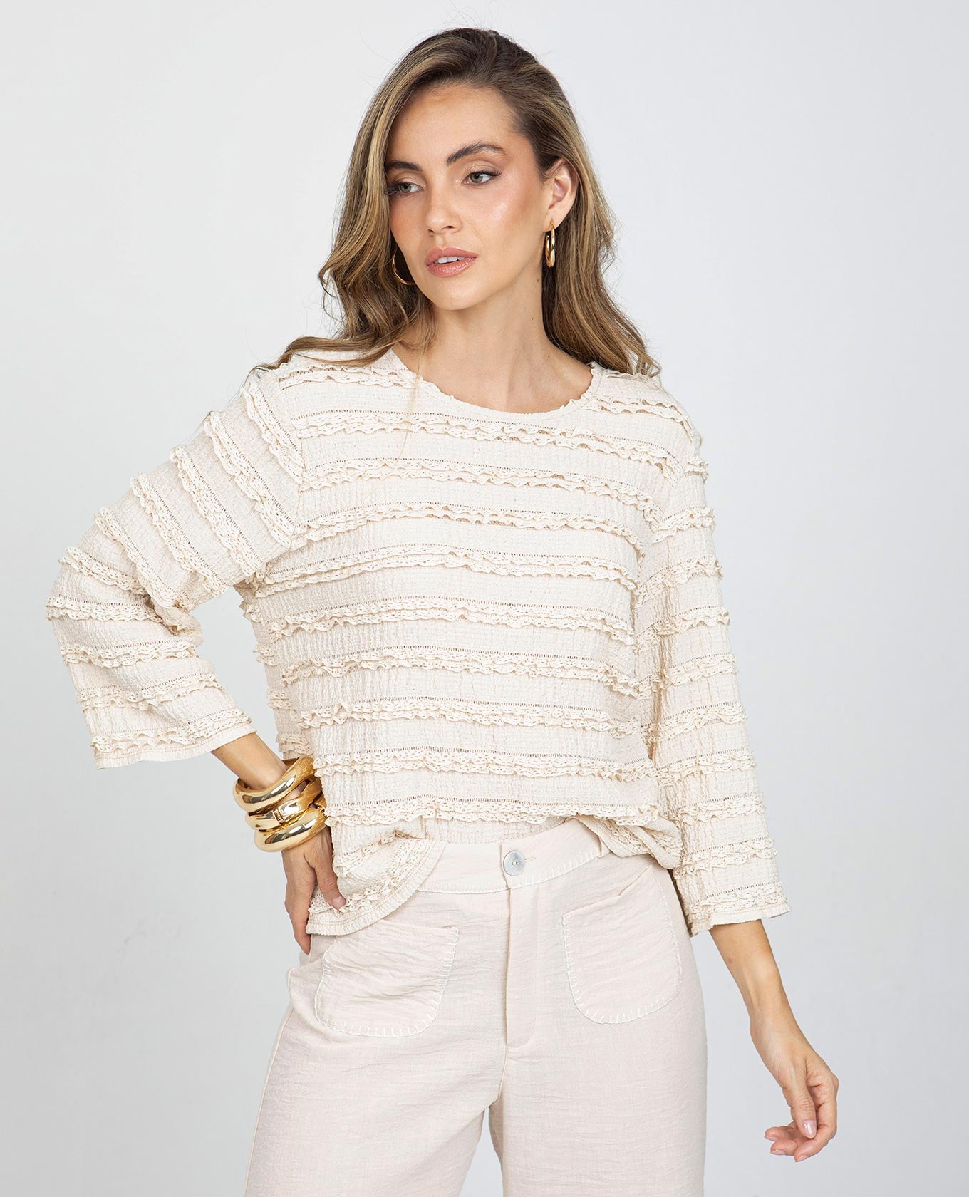 BLUSA MANGA 3/4 PARA MUJER TELA CON TEXTURA ESCOTE SEMI BANDEJA Adrissa | Ropa para mujer Blusas