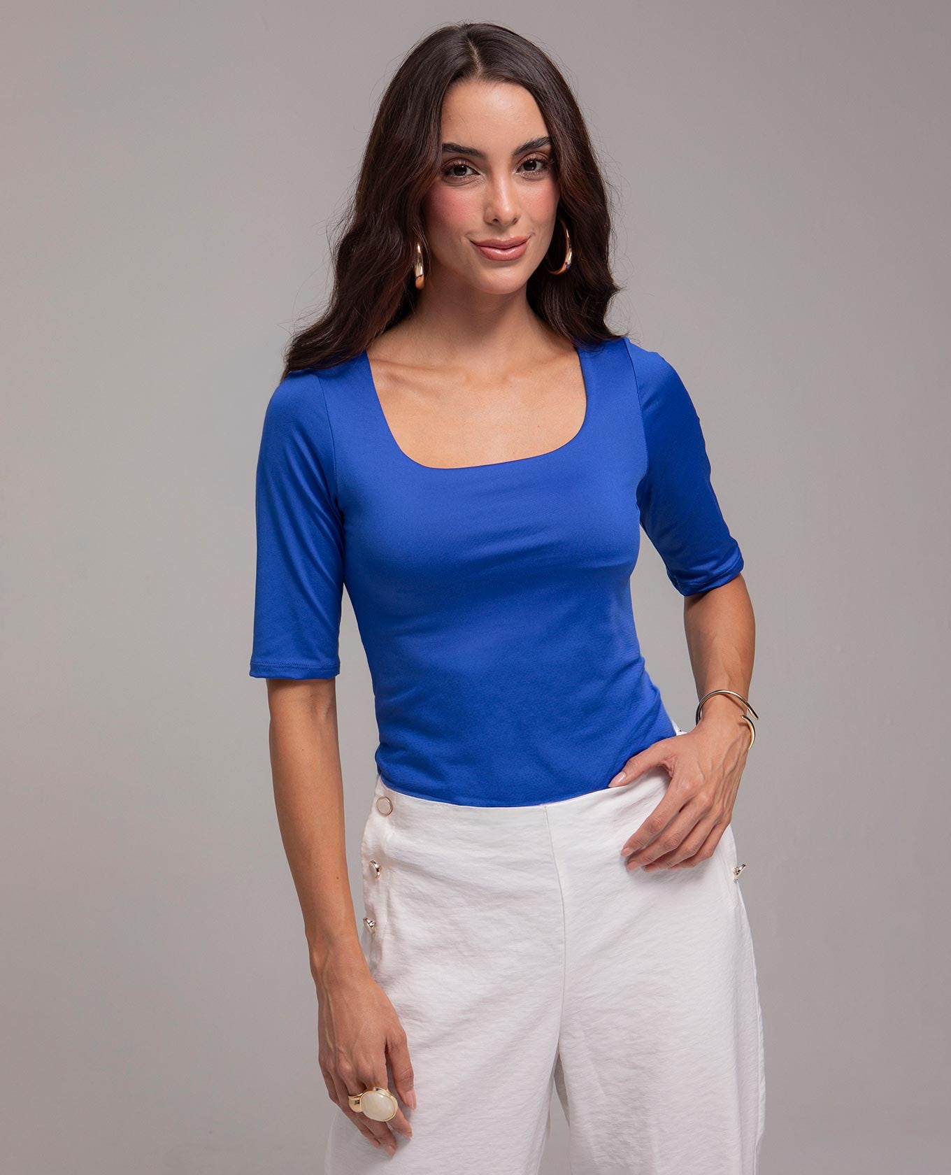 BLUSA ADRISSA BÁSICA LIA PARA MUJER AZUL REY Adrissa | Ropa para mujer