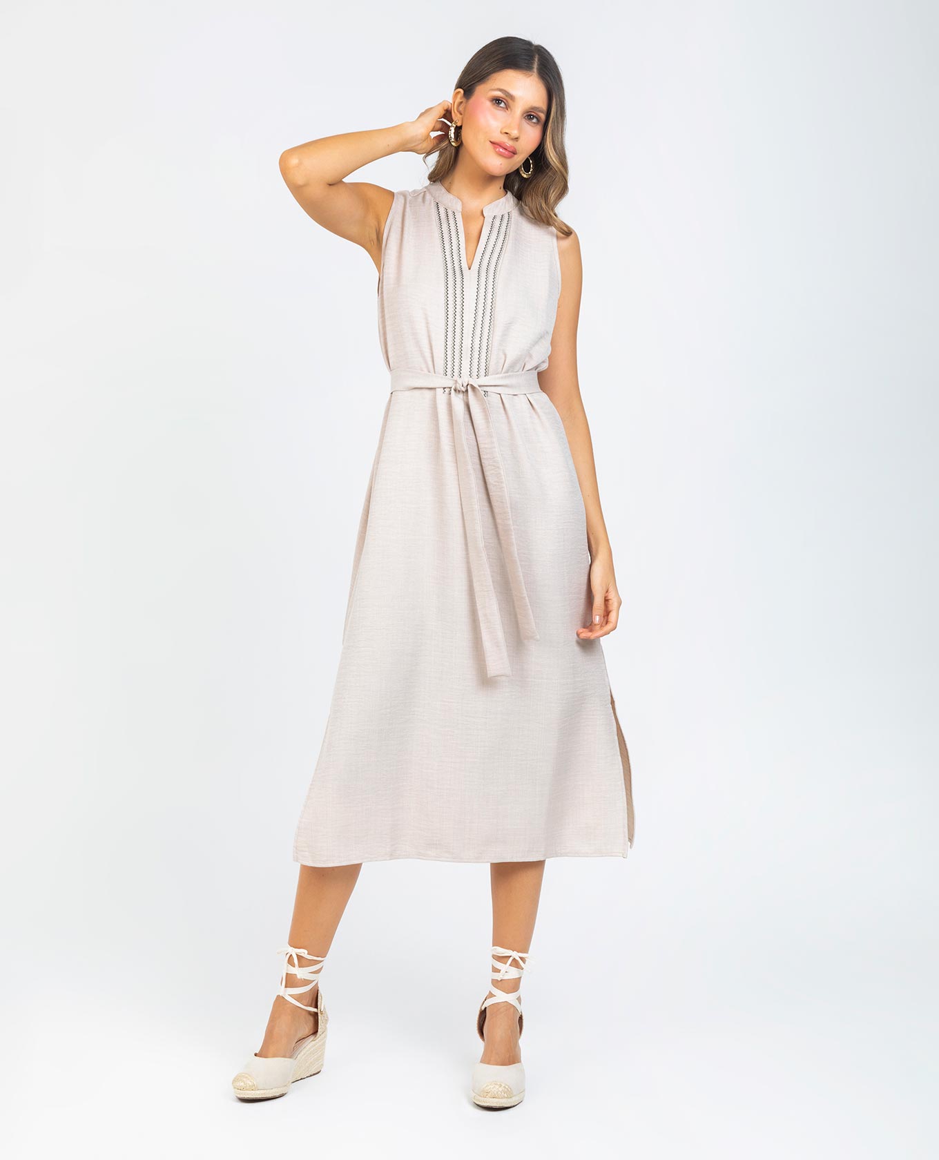 VESTIDO MIDI PARA MUJER PERILLA CON PUNTADAS ARTESANALES CUELLO NERU MANGA SISA