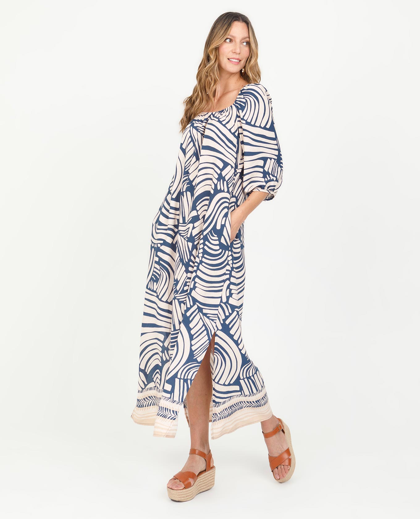 VESTIDO LARGO PARA MUJER ESTAMPADO CON CENEFA ESCOTE CUADRADO Y CINTURÓN Adrissa | Ropa para mujer Vestidos