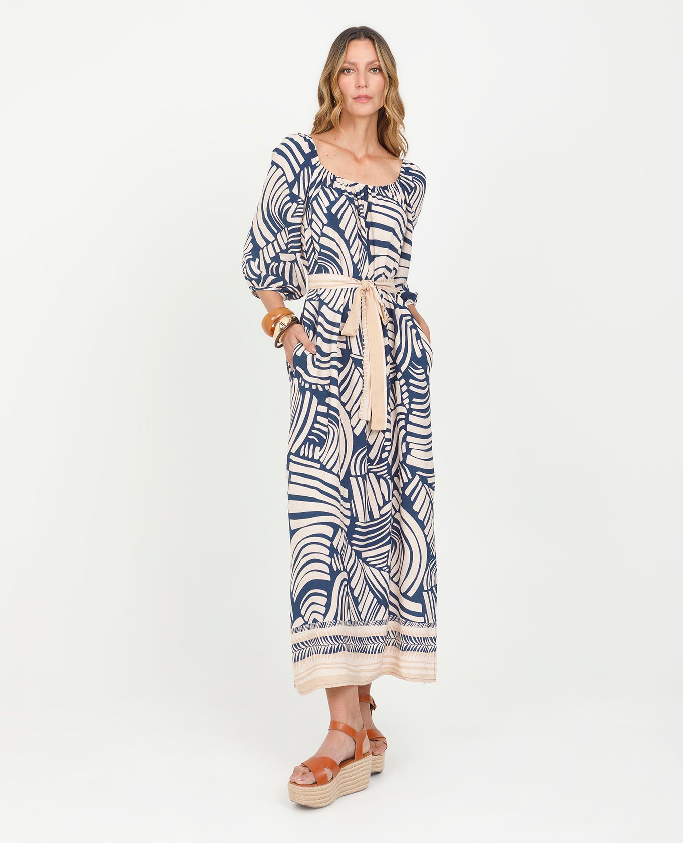 VESTIDO LARGO PARA MUJER ESTAMPADO CON CENEFA ESCOTE CUADRADO Y CINTURÓN Adrissa | Ropa para mujer Vestidos