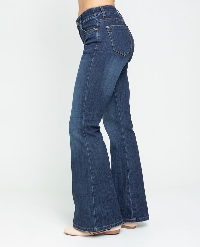 JEAN FLARE PARA MUJER COSTURAS EN CONTRA Adrissa