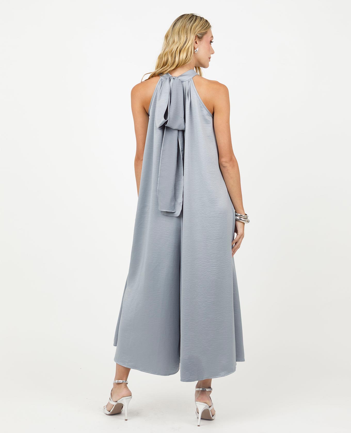 ENTERIZO LARGO PARA MUJER ESCOTE HALTER TELA SATINADA Adrissa | Ropa para mujer Enterizos