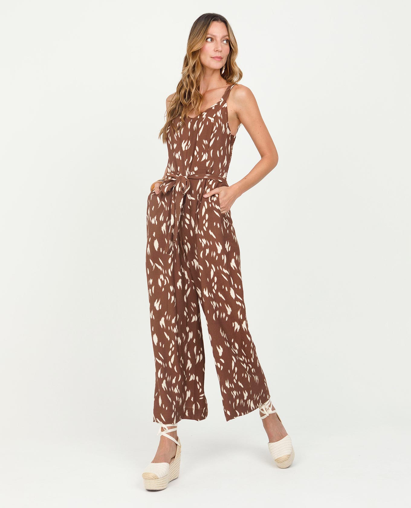 ENTERIZO ESTAMPADO PARA MUJER CON TIRAS ANCHAS GRADUABLES Y NIDO DE ABEJA Adrissa | Ropa para mujer Enterizos