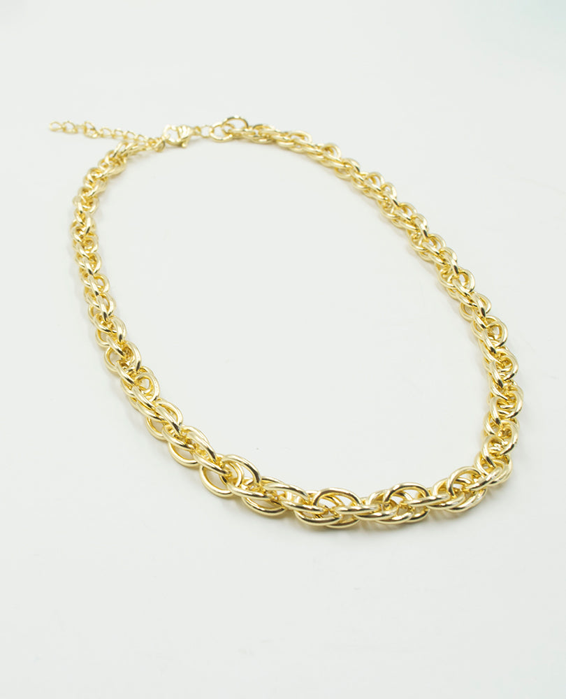 CADENA ESLABONES DORADA DELGADA Adrissa