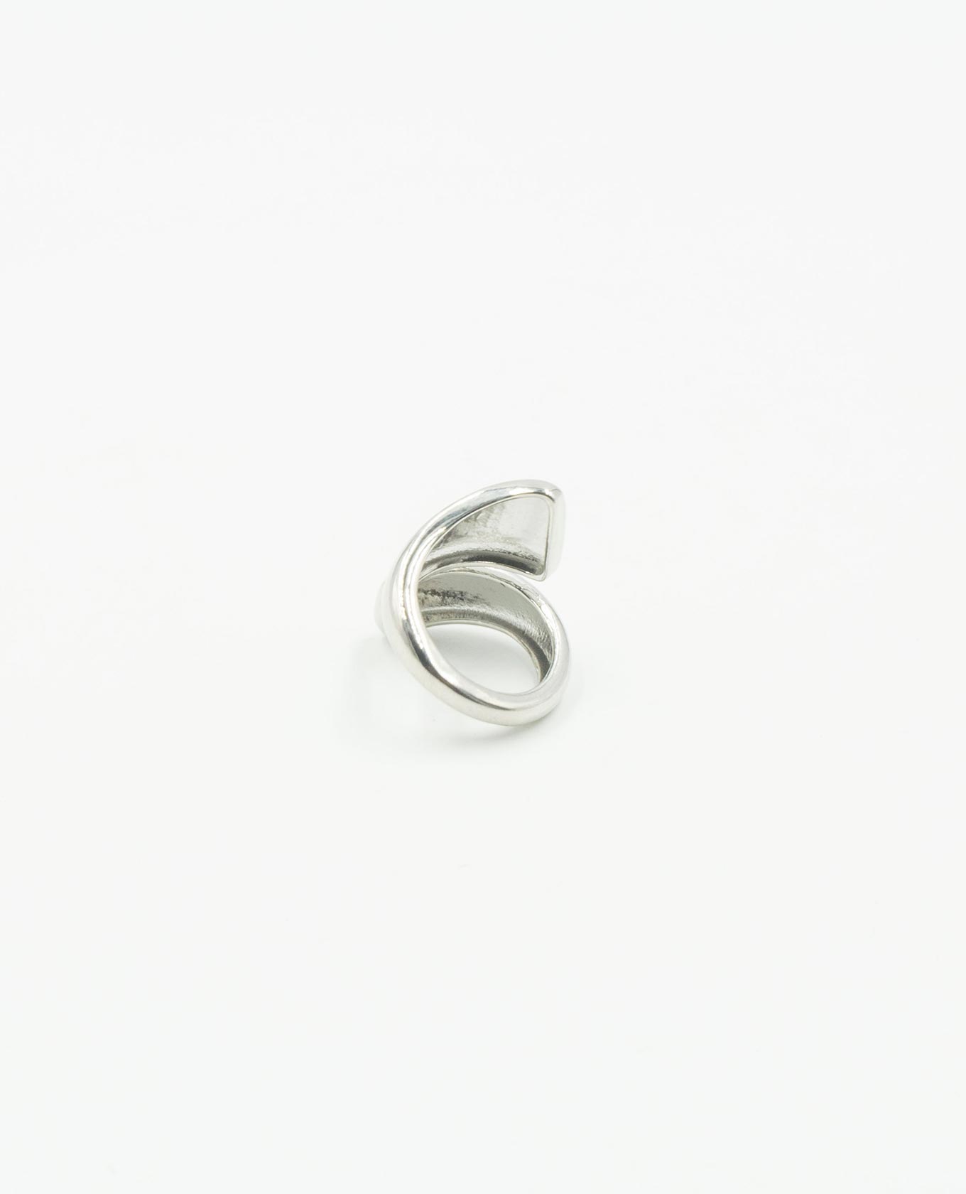 ANILLO ASIMÉTRICO Adrissa