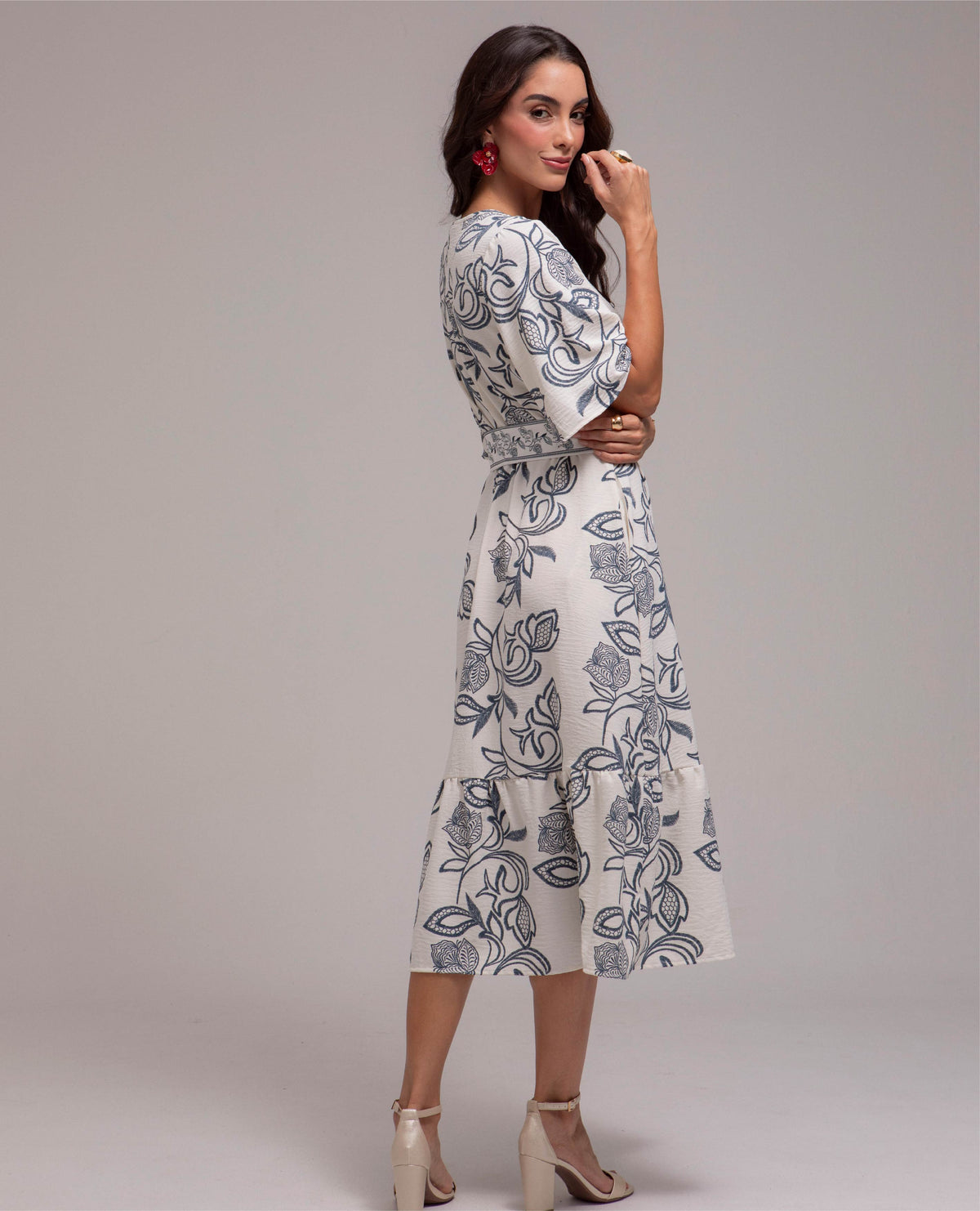 VESTIDO MIDI PARA MUJER ESTAMPADO ESCOTE V CON TIRAS Y ELASTICO CINTURA Adrissa | Ropa para mujer Vestidos