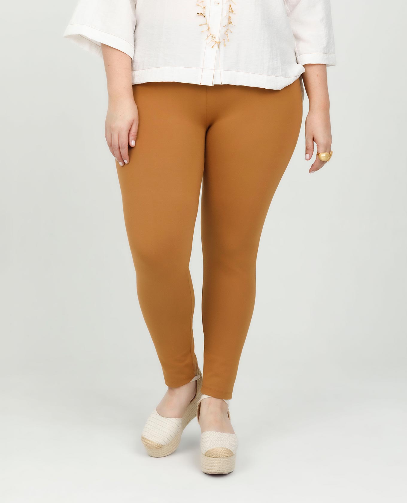 LEGGINS TALLAS GRANDES PRETINA ANCHA CARAMELO Adrissa