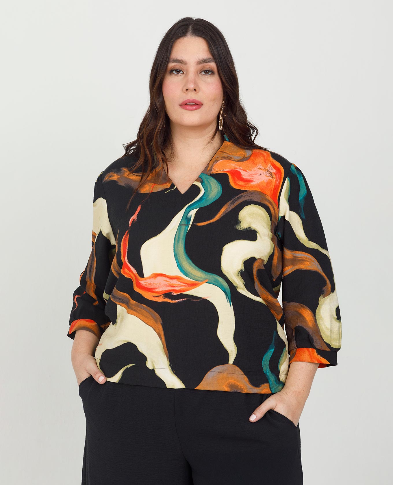 BLUSA ESTAMPADA TALLAS GRANDES CUELLO NERU MANGA 3/4 Adrissa | Ropa para mujer Blusas