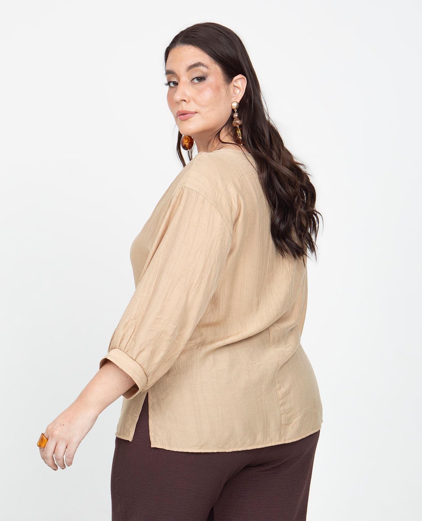 BLUSA MANGA 3/4 TALLAS GRANDES ESCOTE SEMI BANDEJA EN TELA CON TEXTURA Adrissa | Ropa para mujer Blusas