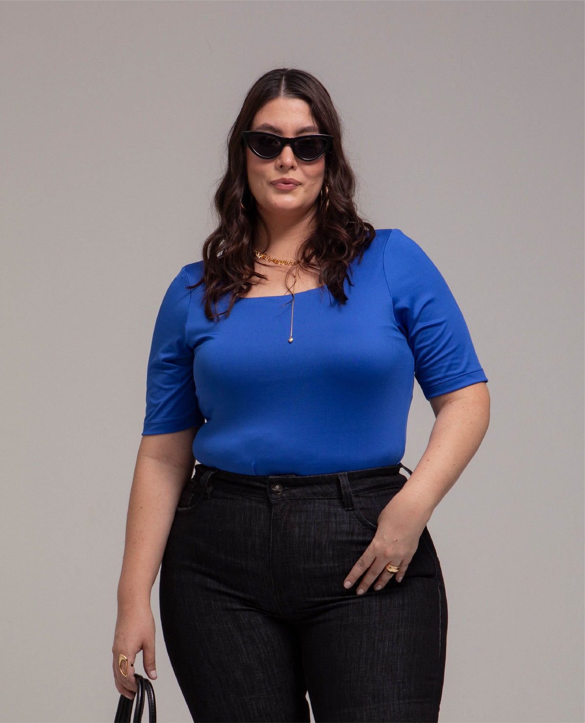 BASICA LIA AZUL REY Adrissa | Ropa para mujer Blusas
