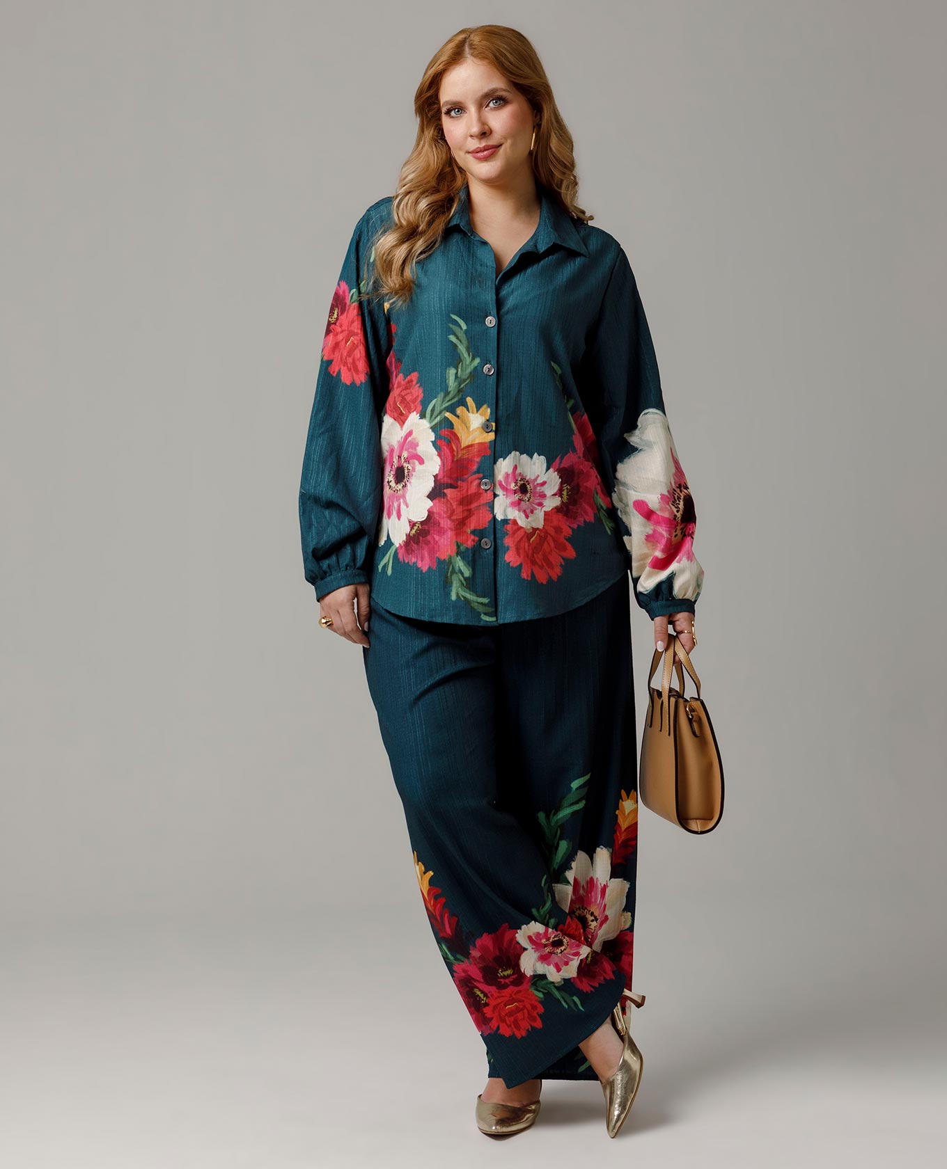 CAMISA FLORES TALLAS GRANDES ESTAMPACIÓN EXCLUSIVA MANGA LARGA EN JAQUARD Adrissa | Ropa para mujer