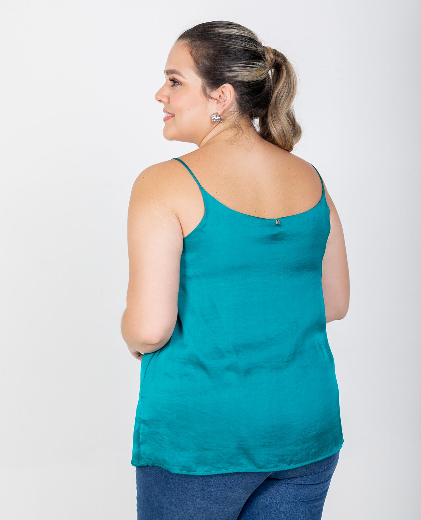 BLUSA BÁSICA TALLAS GRANDES OLIVIA Adrissa