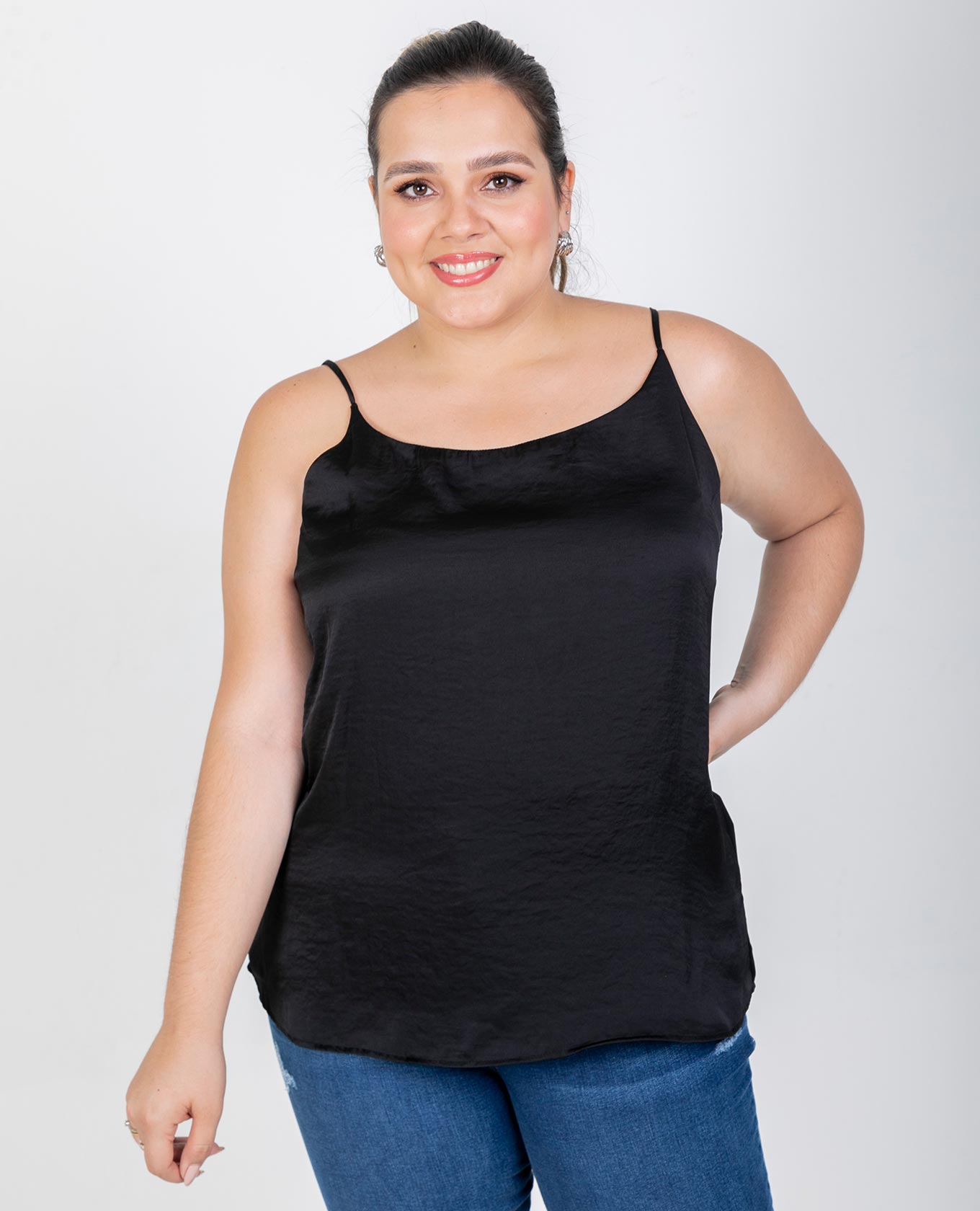 BLUSA BÁSICA TALLAS GRANDES OLIVIA NEGRO Adrissa