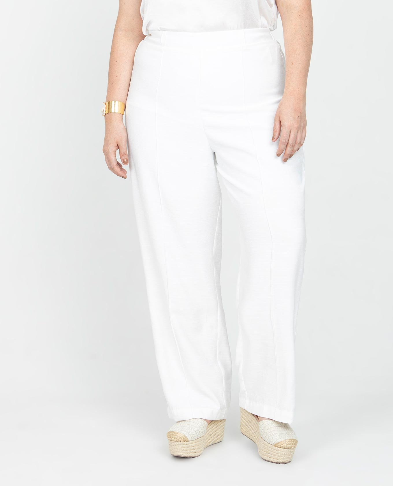 PANTALÓN RECTO TALLAS GRANDES CON VENA Y CINTURA TRASERA CON ELÁSTICO
