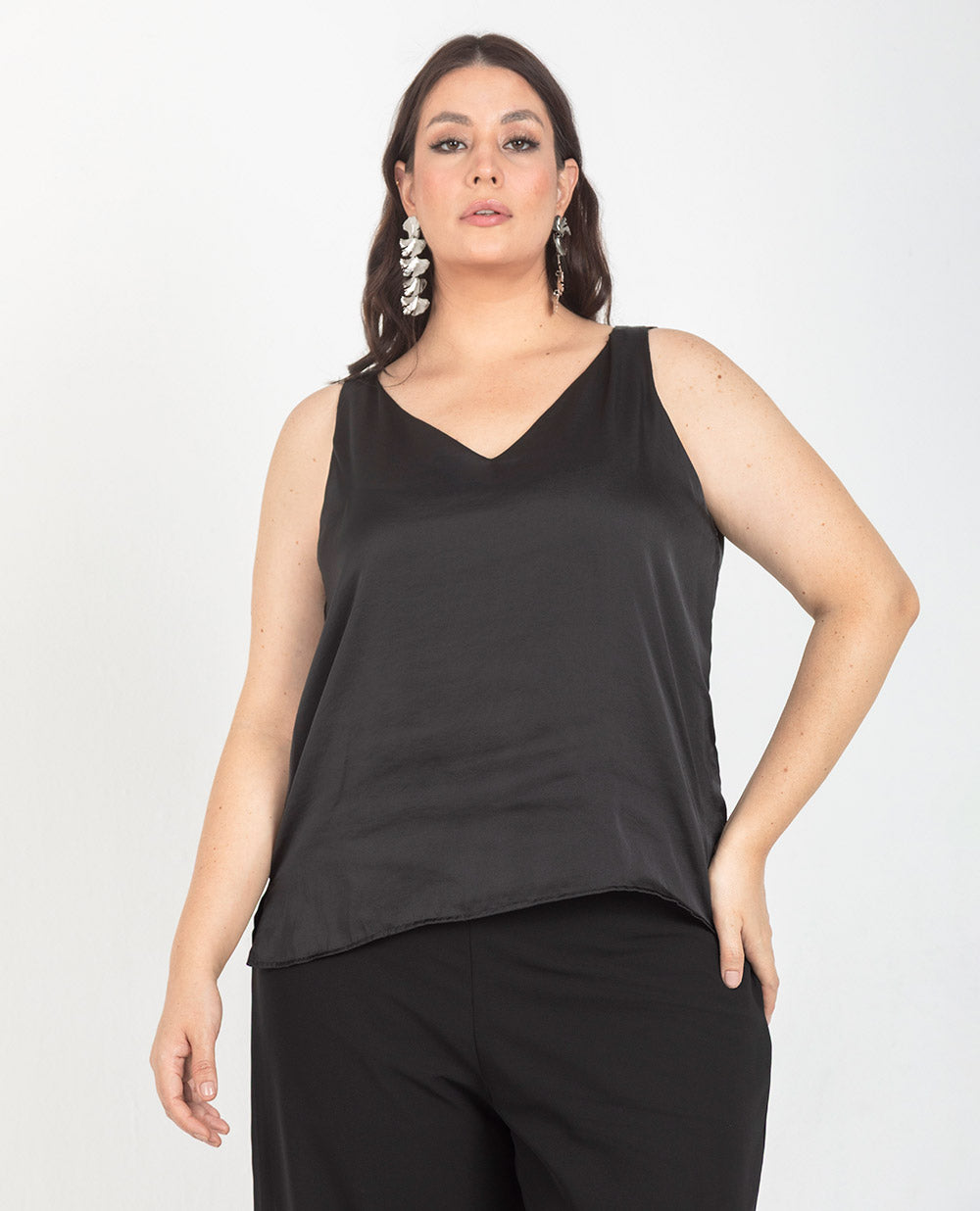 BLUSA TALLAS GRANDES BASICA ELENA NEGRO Adrissa