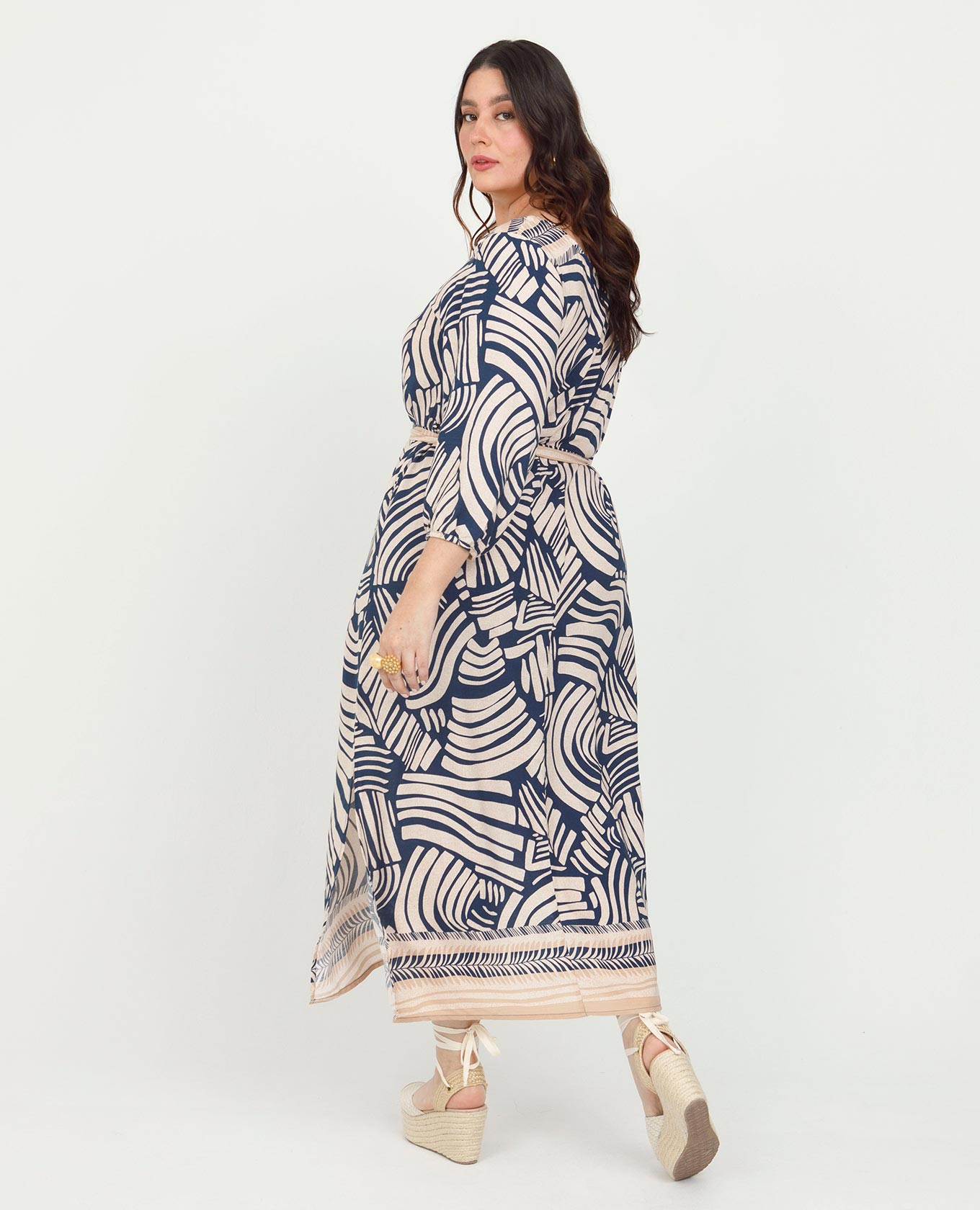 VESTIDO LARGO TALLAS GRANDES ESTAMPADO CON CENEFA ESCOTE CUADRADO Y CINTURON Adrissa | Ropa para mujer Vestidos