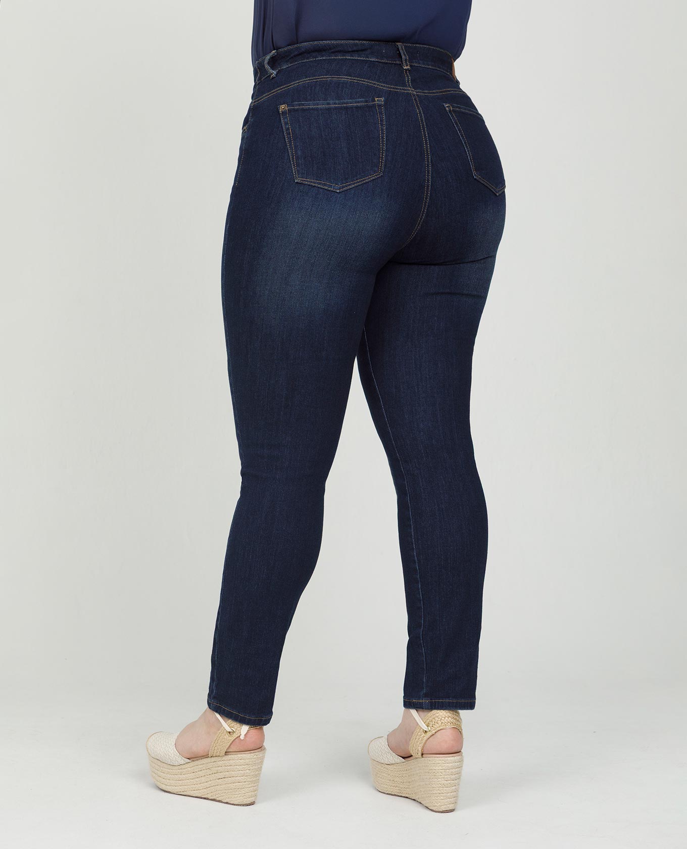 JEAN SKINNY TALLAS GRANDES TONO OSCURO PRETINA DELGADA CINCO BOLSILLOS Adrissa | Ropa para mujer