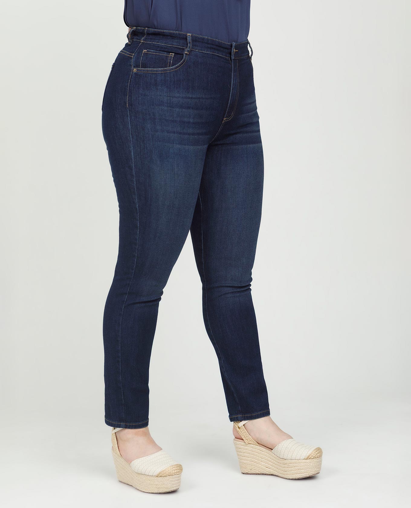 JEAN SKINNY TALLAS GRANDES TONO OSCURO PRETINA DELGADA CINCO BOLSILLOS Adrissa | Ropa para mujer