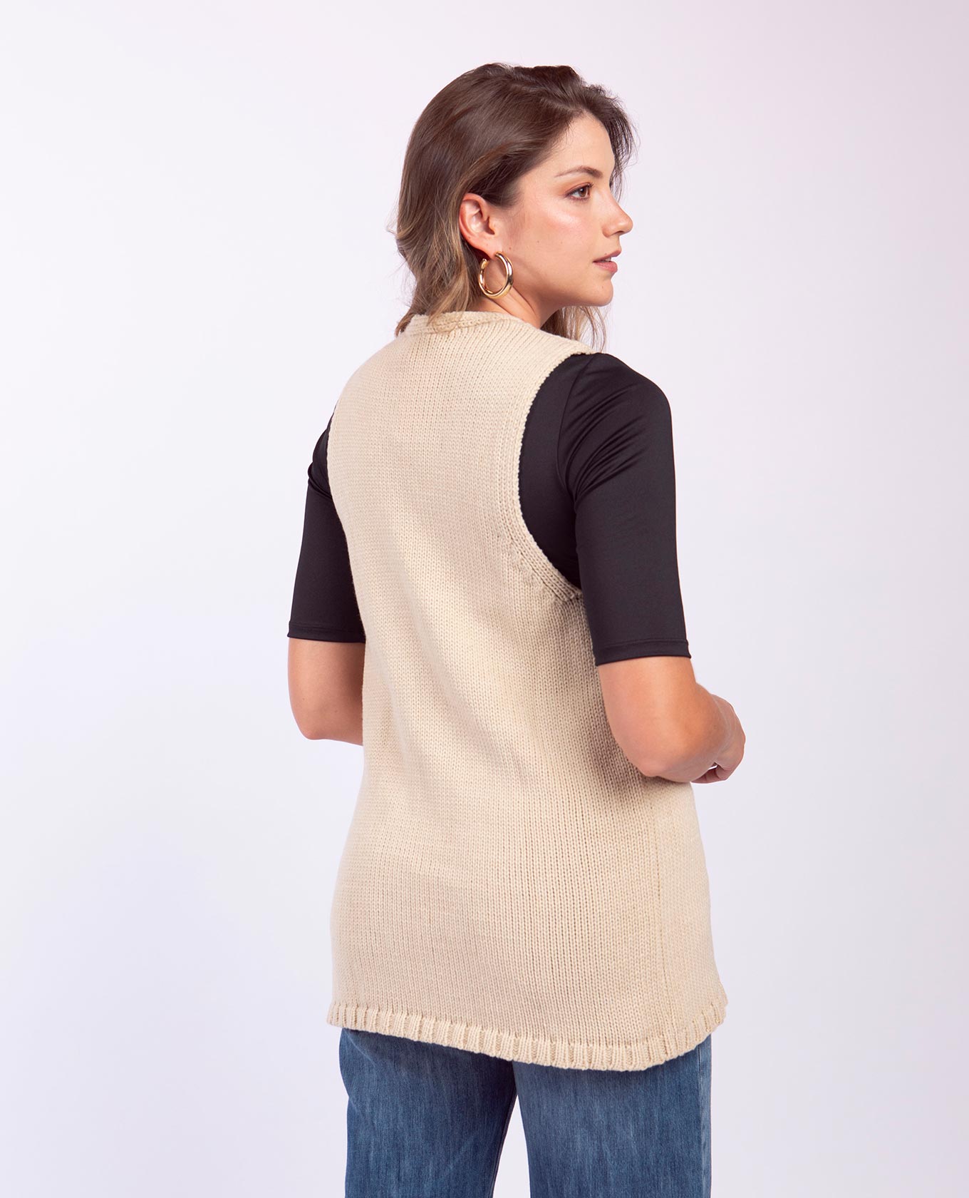 CHALECO TEJIDO PARA MUJER CON BOTONES INTERNOS Adrissa | Ropa para mujer Chalecos