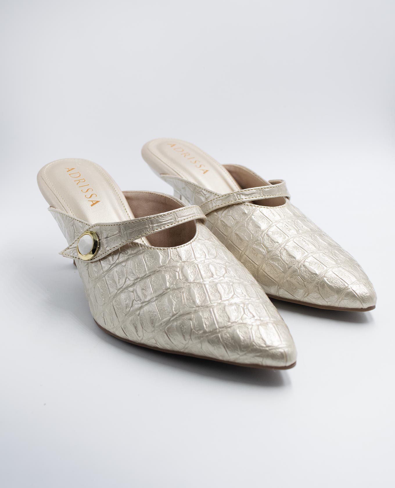 ZAPATO PARA MUJER CON TACON BAJO Y TEXTURA CROCO Adrissa | Ropa para mujer Zapatos