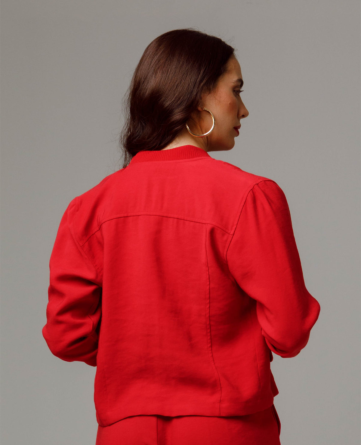 CHAQUETA BOMBER PARA MUJER CON BOTONES DORADOS