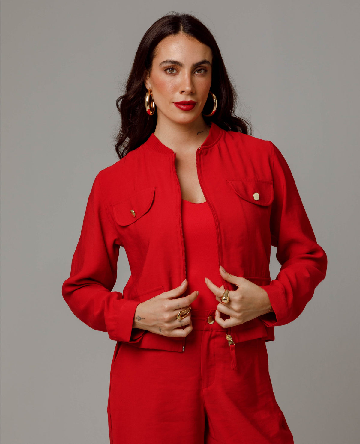 CHAQUETA BOMBER PARA MUJER CON BOTONES DORADOS