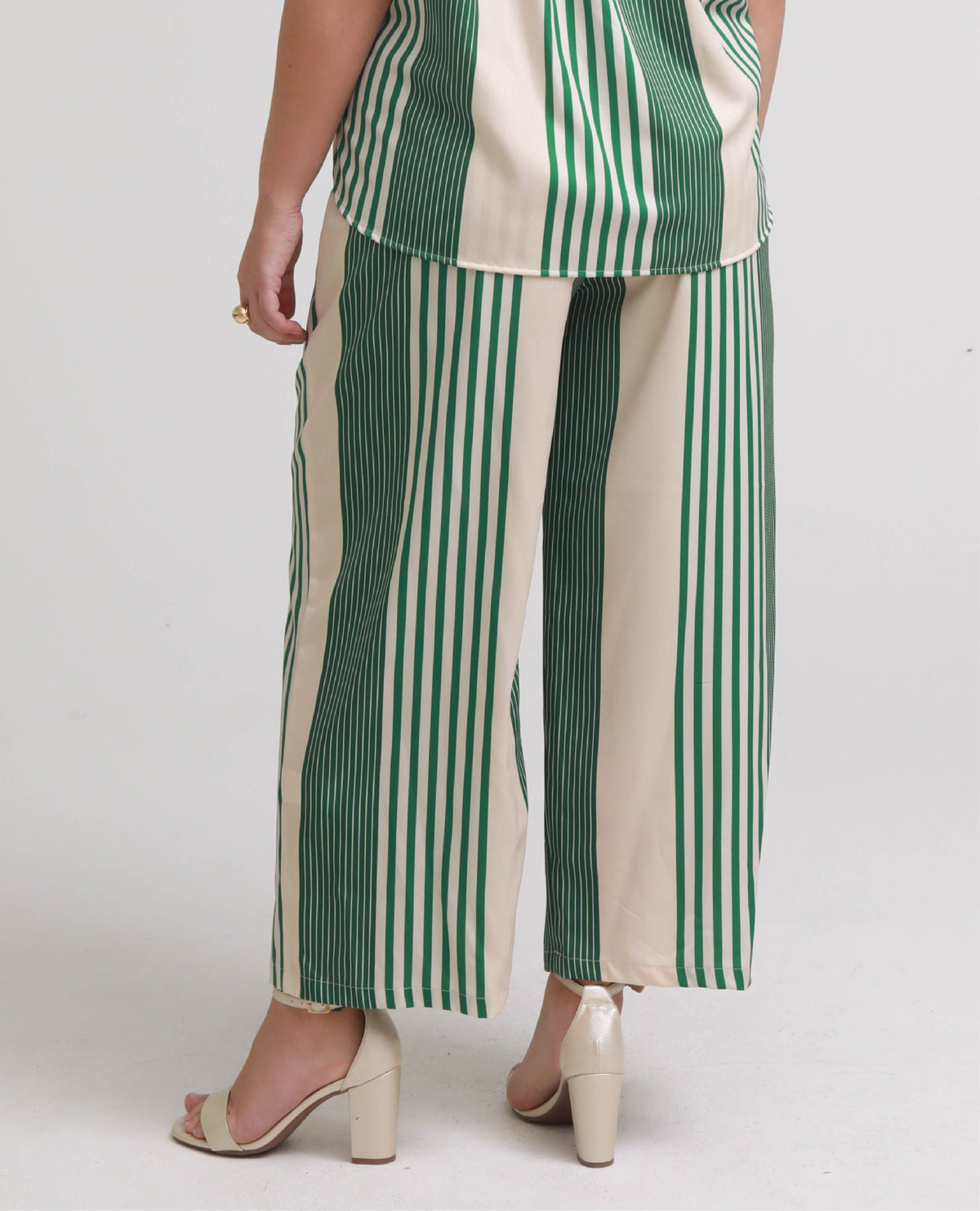 PANTALON RECTO TALLAS GRANDES CINTURA CON ELASTICO EN TRASERO AL TOBILLO A RAYAS Adrissa | Ropa para mujer Pantalones