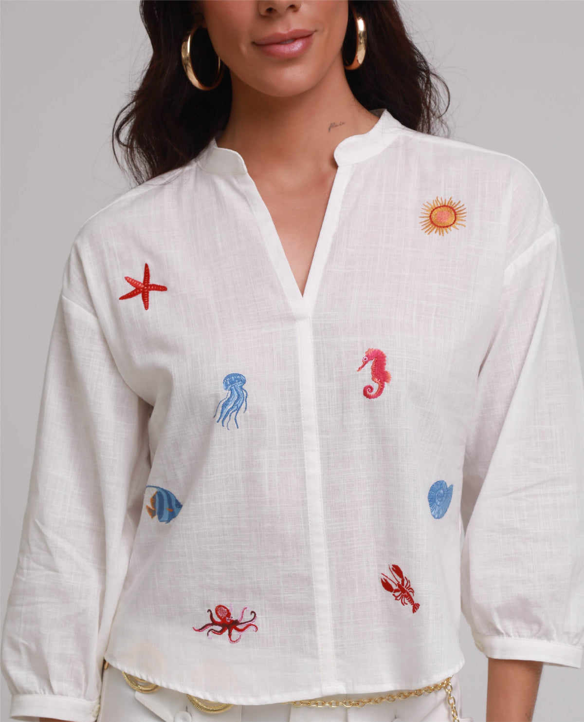 BLUSA MANGA 3/4 PARA MUJER CON ANIMALES DEL MAR BORDADAS EN FRENTES Adrissa | Ropa para mujer Blusas