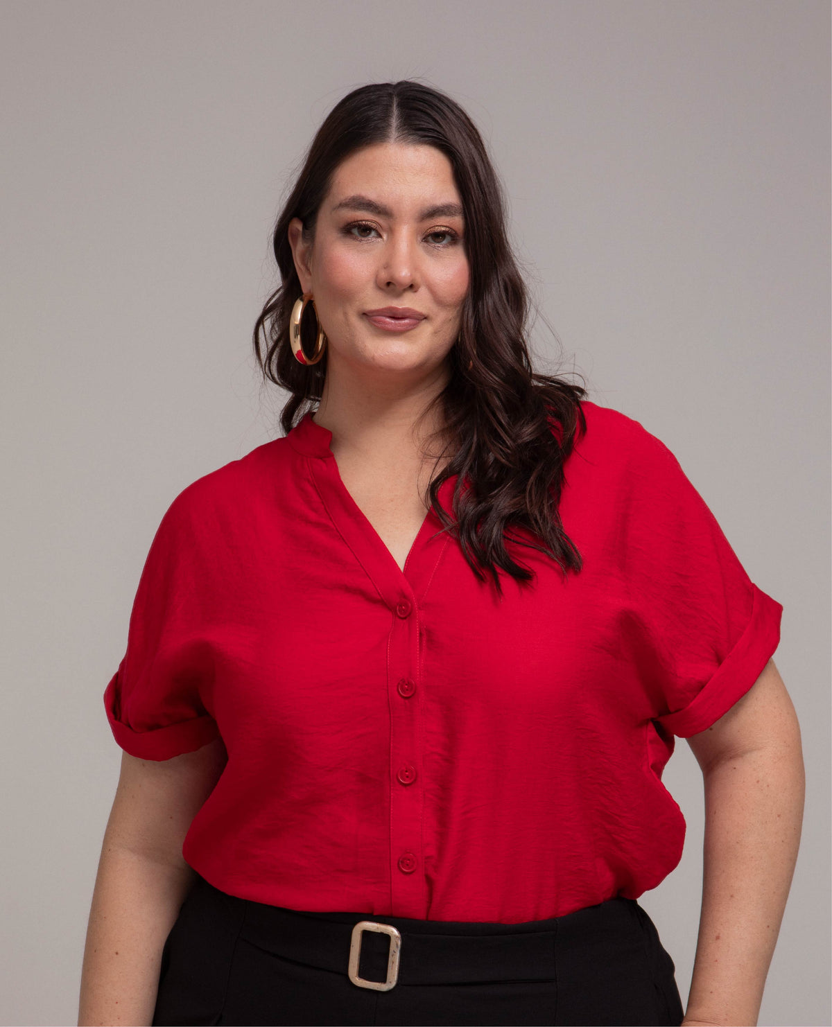 PANTALON CULOTTE TALLAS GRANDES NEGRO CON PRENSES Y HEBILLA EN CONTRASTE Adrissa | Ropa para mujer Pantalones