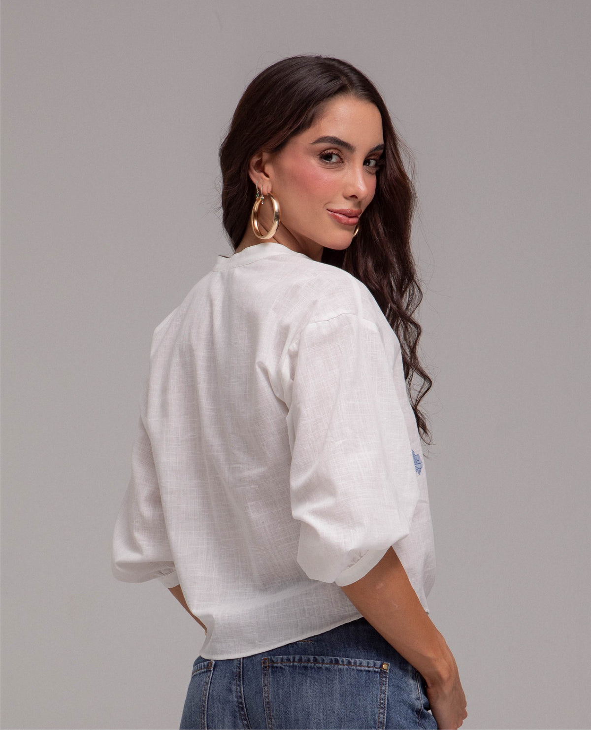 BLUSA MANGA 3/4 PARA MUJER CON FLORES DE LOTO BORDADAS EN FRENTES Adrissa | Ropa para mujer Blusas