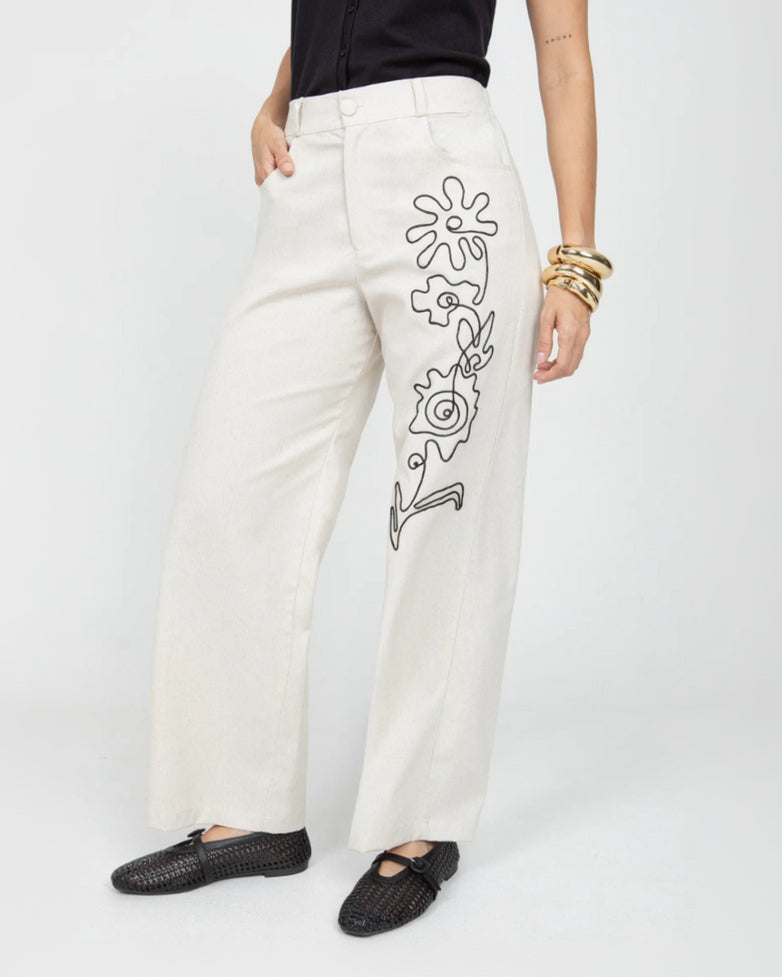 PANTALÓN RECTO PARA MUJER CON BORDADO EN CORDÓN CINTURA CON ELASTICO EN CINTURA 12 BEIGE Adrissa | Ropa para mujer Pantalones