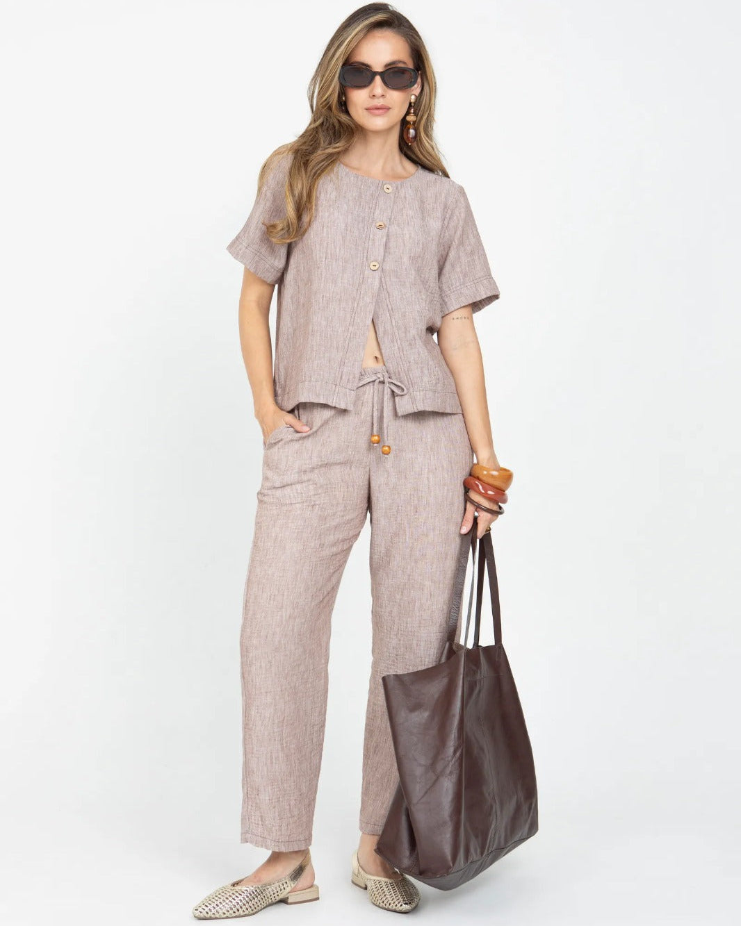 BLUSA MANGA CORTA PARA MUJER CON PERILLA EN DIAGONAL CON PESPUNTES S CAFE OSCURO Adrissa | Ropa para mujer Blusas