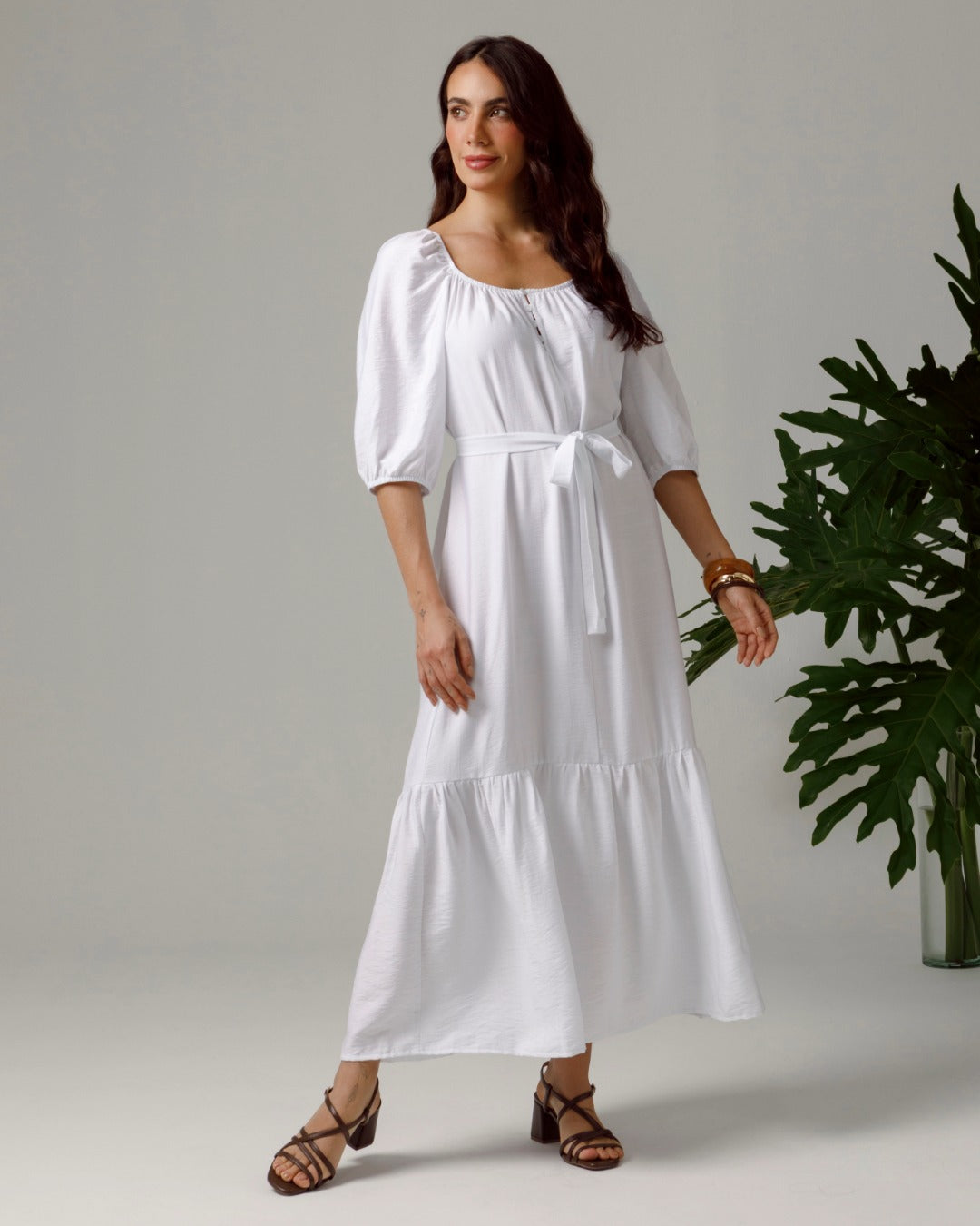 VESTIDO BLANCO PARA MUJER ESCOTE SEMI BANDEJA MANGA AL CODO CON CINTURON BLANCO Adrissa | Ropa para mujer Vestidos