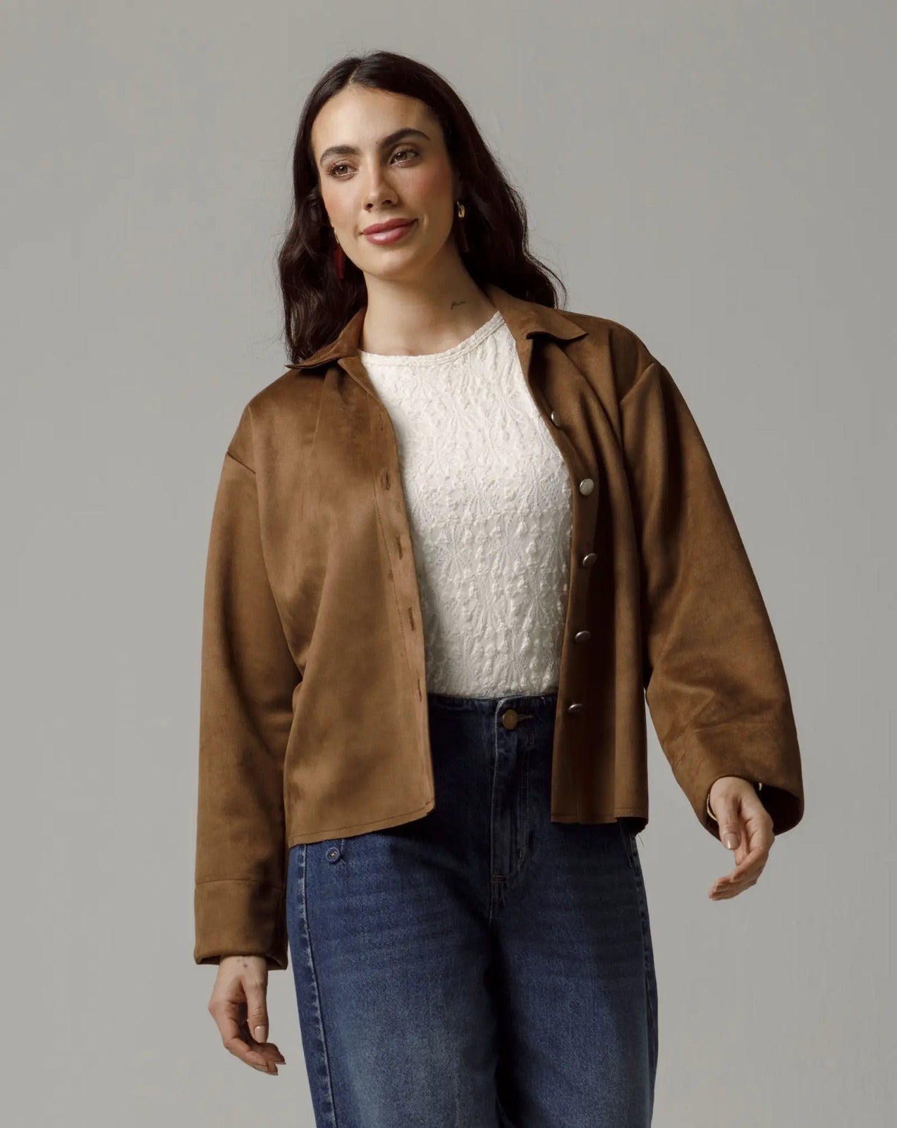 CAMISA EN GAMUZA PARA MUJER MANGA LARGA CON BOTONES METALICOS Adrissa | Ropa para mujer Camisas