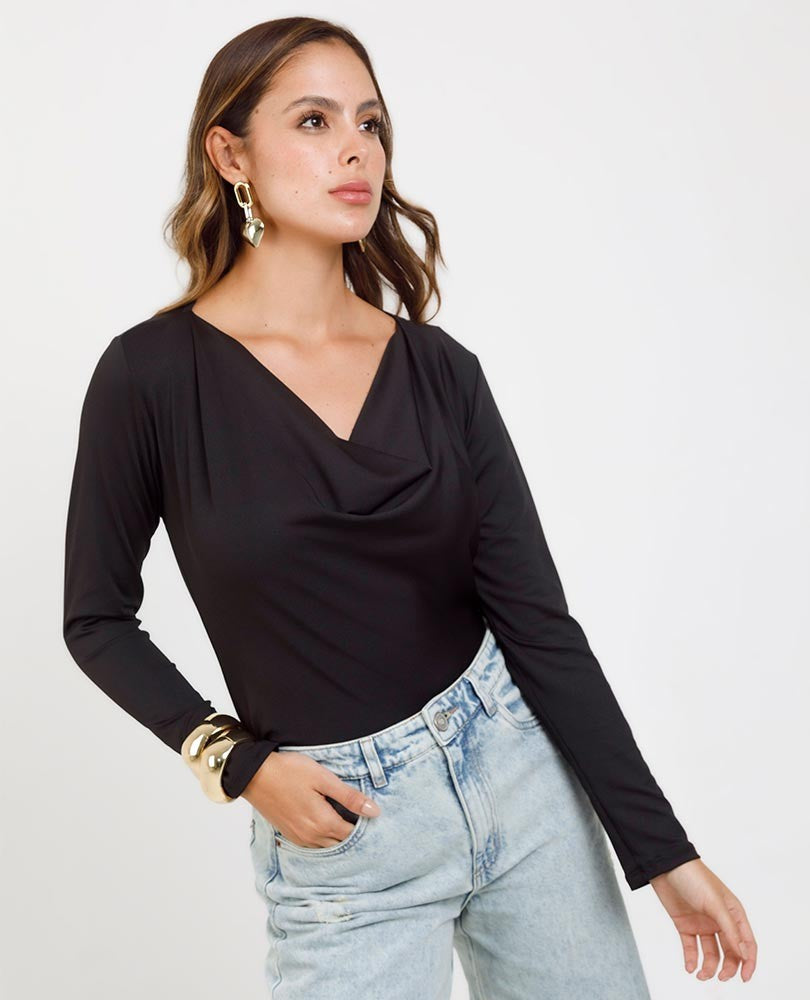 BLUSA BÁSICA EMILIA CUELLO DRAPEADO Adrissa