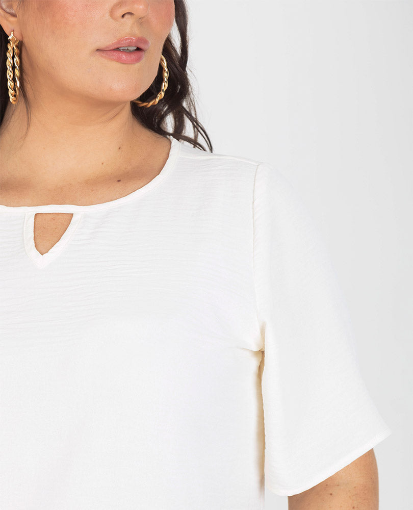 BLUSA MANGA CORTA CON ABERTURA V Adrissa