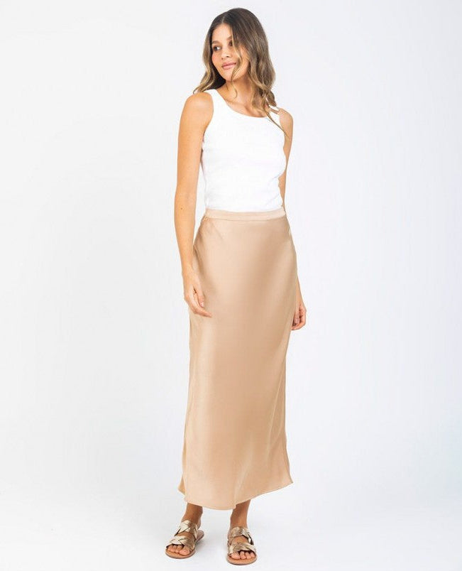 FALDA LARGA PARA MUJER EN TELA SATINADA Adrissa