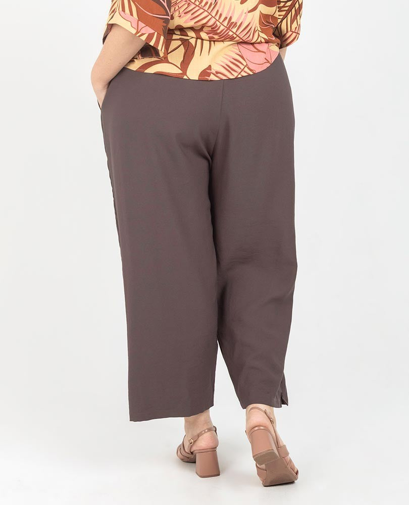 PANTALÓN CORTO TALLAS GRANDES CON ELÁSTICO Adrissa